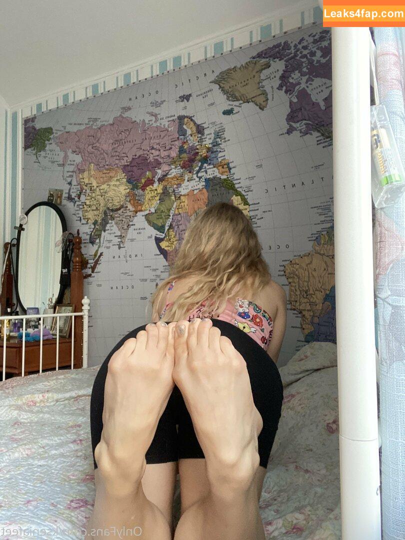 k.flexiblefeet / kseniafeet leaked photo photo #0173