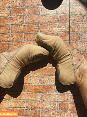 k.flexiblefeet photo #0122