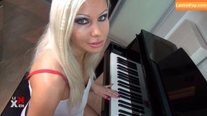 K Klixen Productions photo #0716