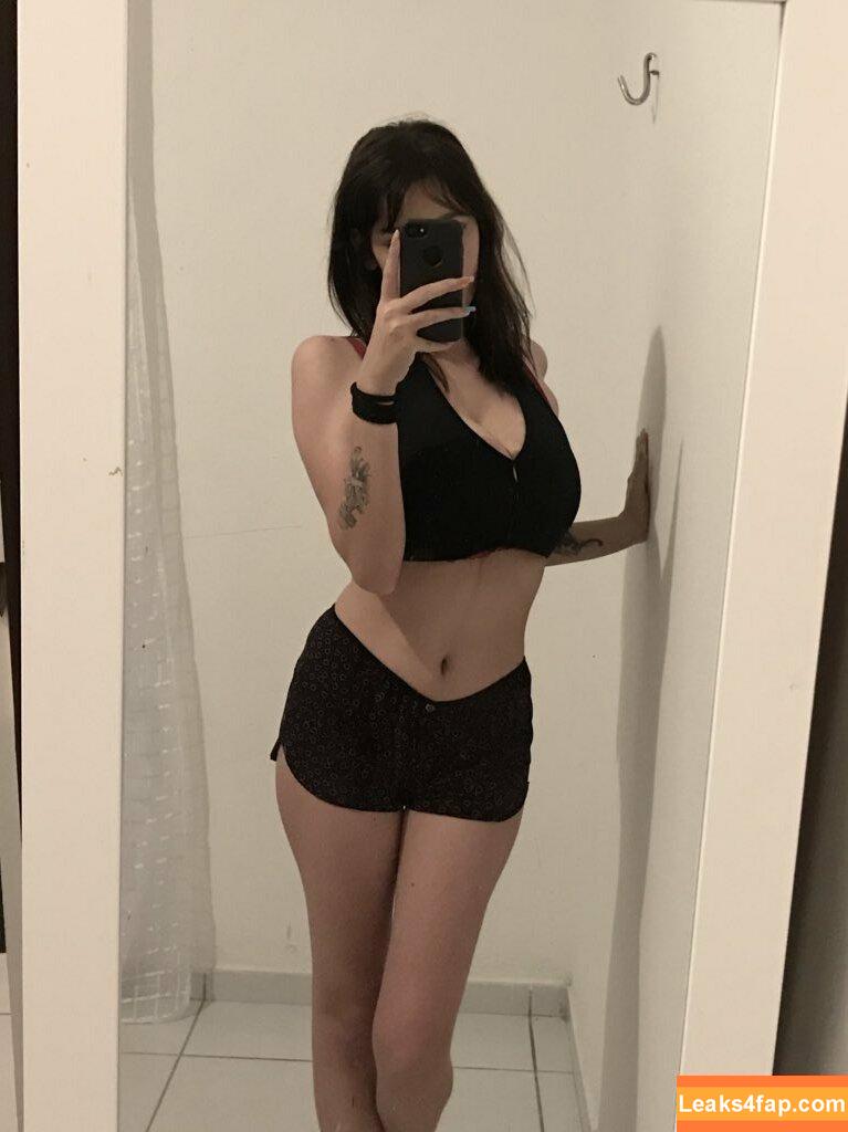K4lu /  / S0ftK1r4r1 / hmc3li / khlo_x leaked photo photo #0049