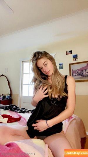 k80girl photo #0009