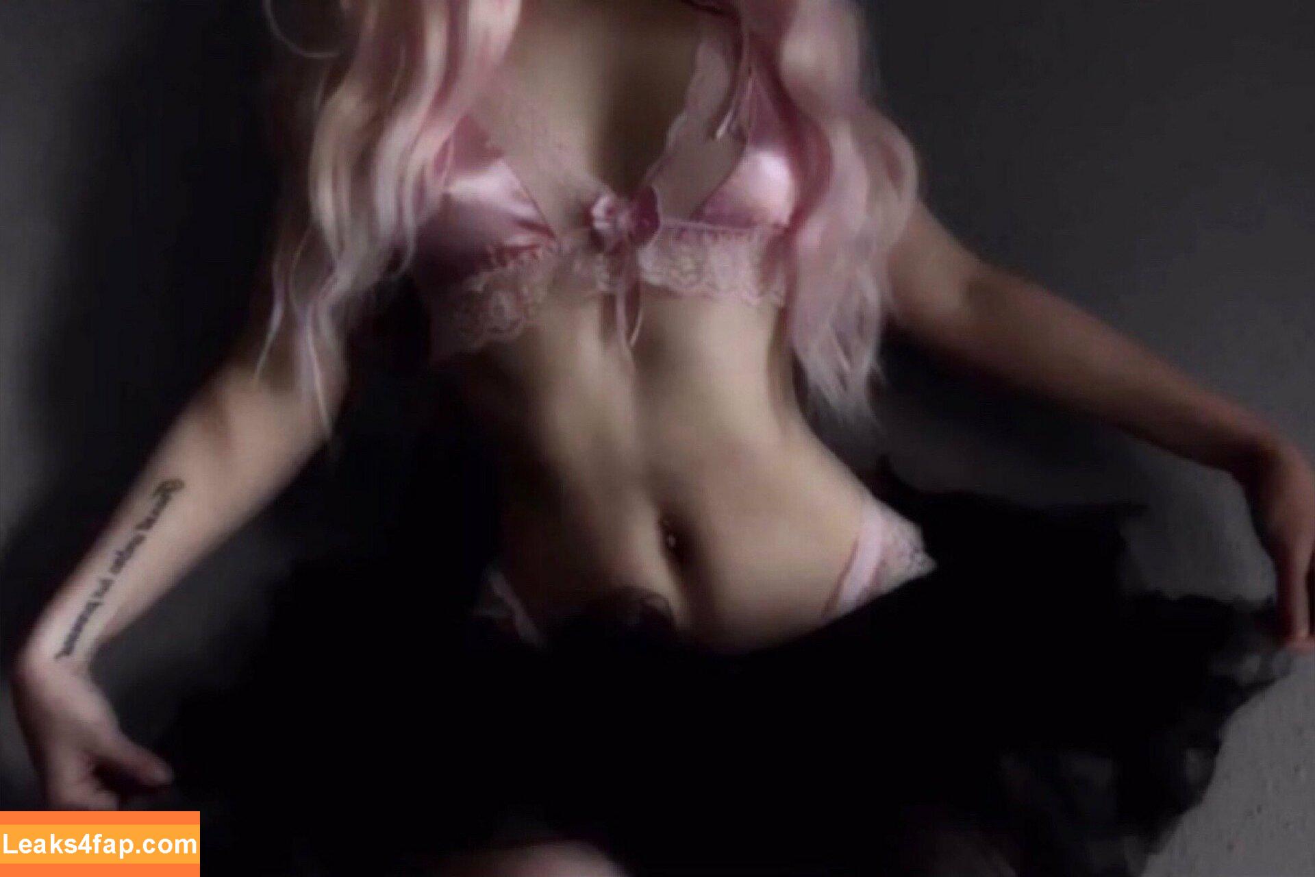 kaceyrae / kacey.rae leaked photo photo #0019