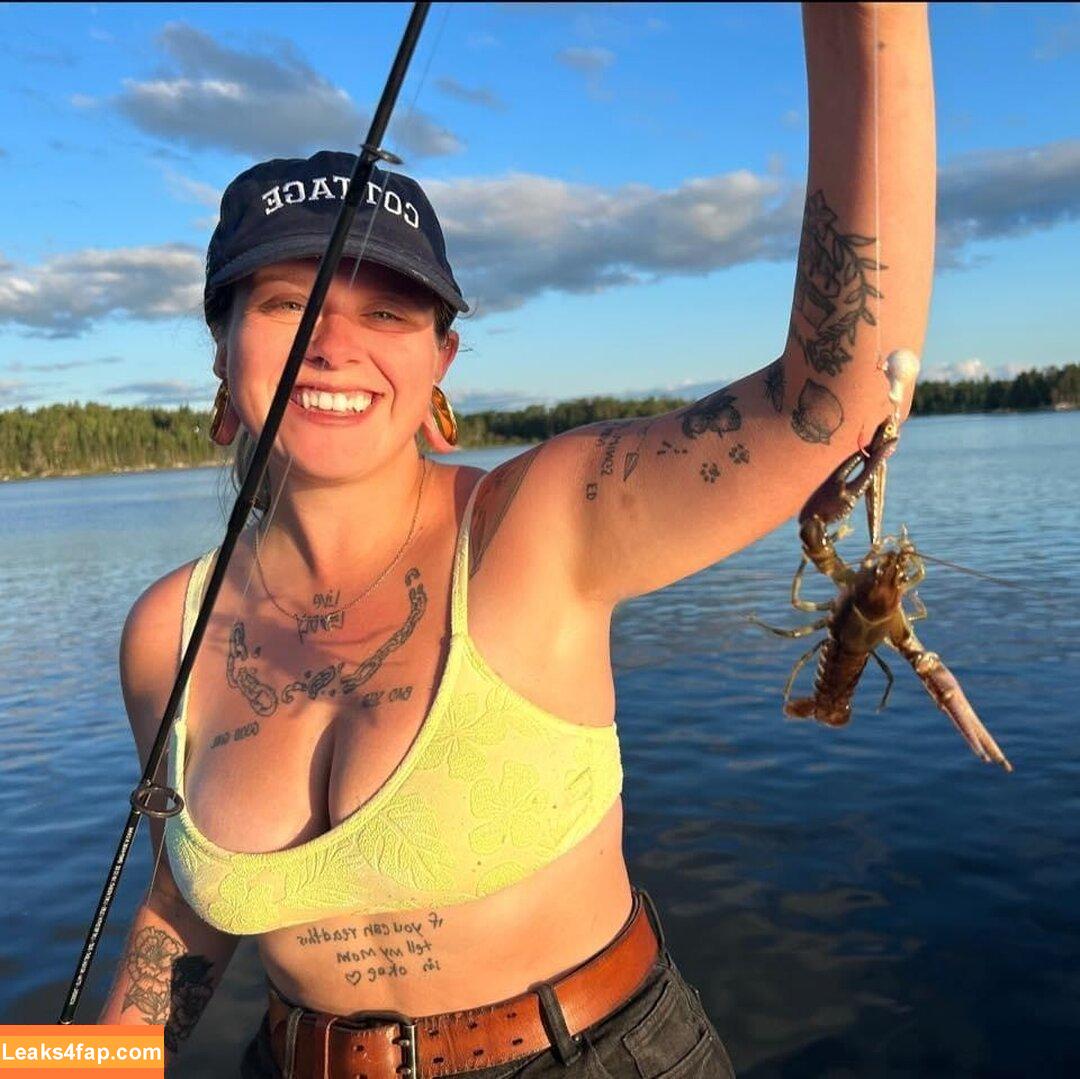 Kaela Wilton / kaelawltn / oklwlt leaked photo photo #0006