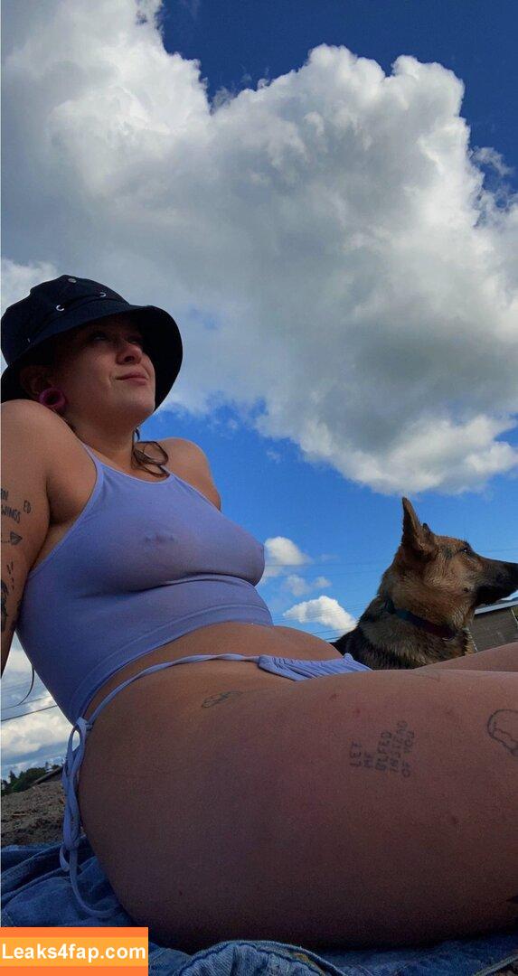 Kaela Wilton / kaelawltn / oklwlt leaked photo photo #0009