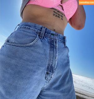 Kaela Wilton photo #0017