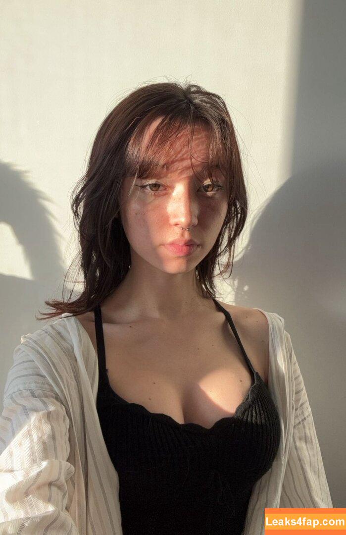 kaerisake /  leaked photo photo #0062