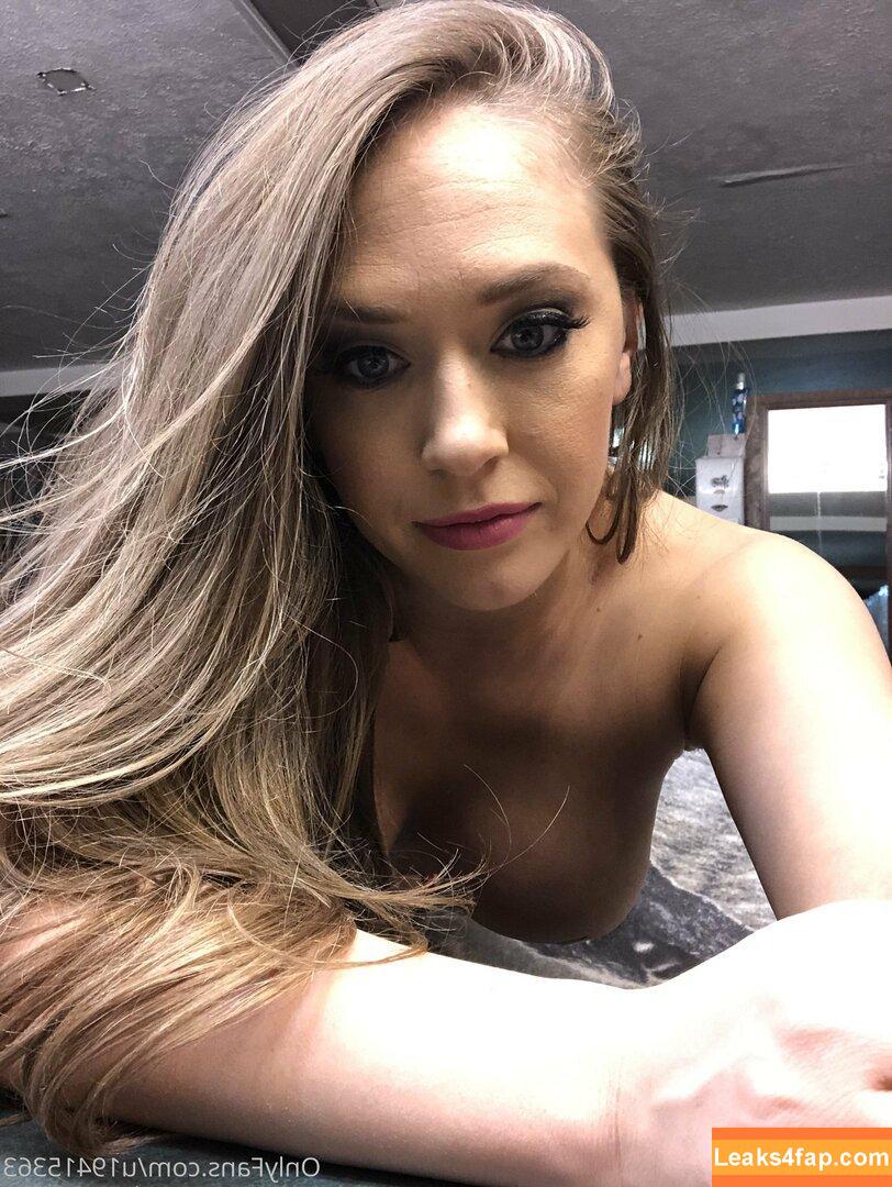kagneylinn / flyingspreadies76 leaked photo photo #0008