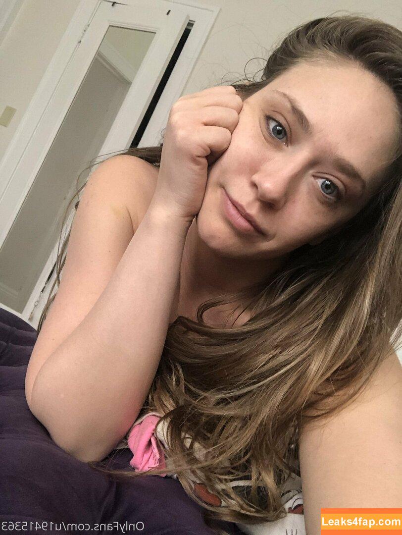 kagneylinn / flyingspreadies76 leaked photo photo #0016
