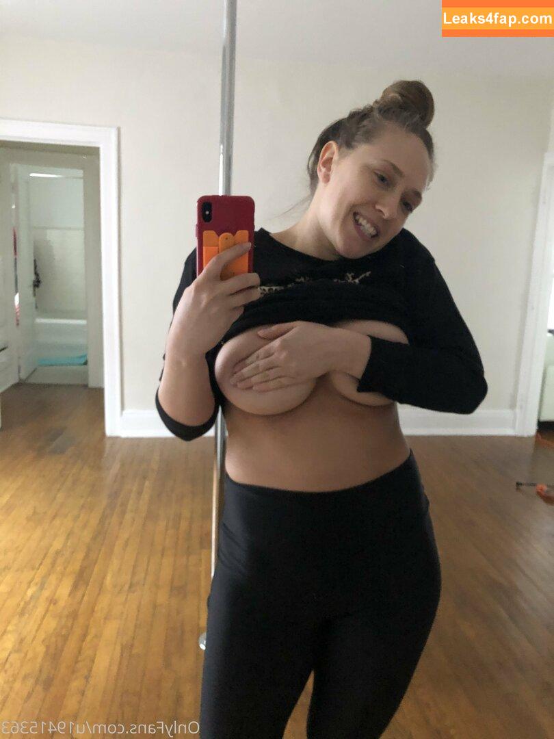 kagneylinn / flyingspreadies76 leaked photo photo #0048