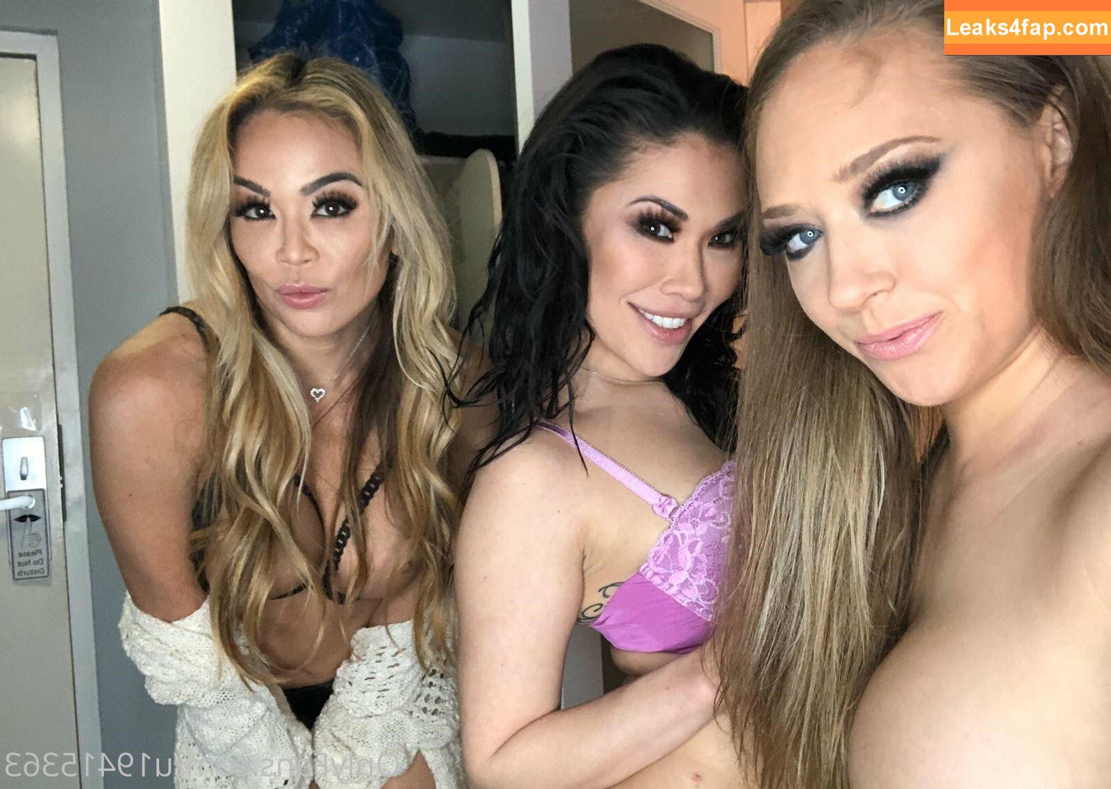 kagneylinn / flyingspreadies76 leaked photo photo #0050