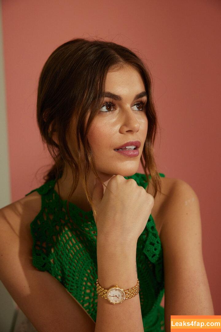 Kaia Gerber / https: / kaiagerber leaked photo photo #0113