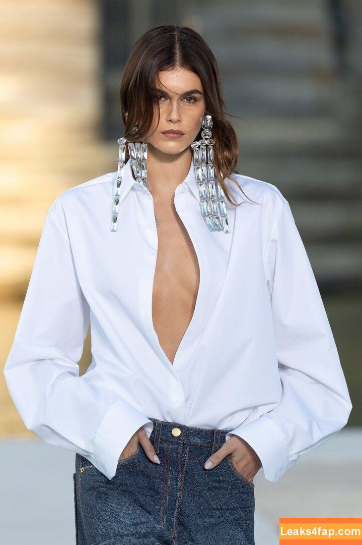 Kaia Gerber / https: / kaiagerber leaked photo photo #0146