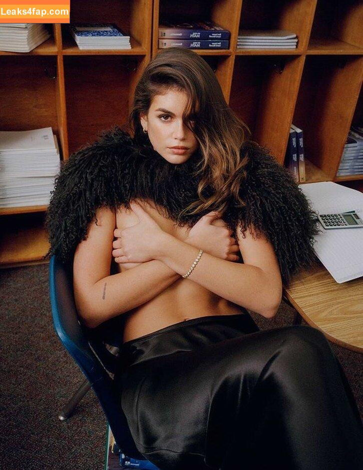 Kaia Gerber / KaiaGerber слитое фото фото #0240