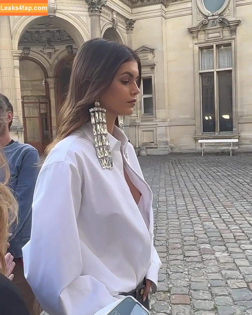 Kaia Gerber / https: / kaiagerber leaked photo photo #0368