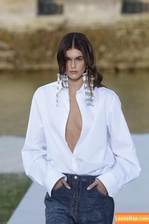 Kaia Gerber photo #0140