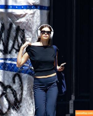 Kaia Gerber photo #0324