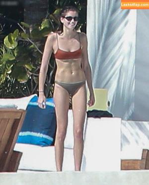 Kaia Gerber photo #0384