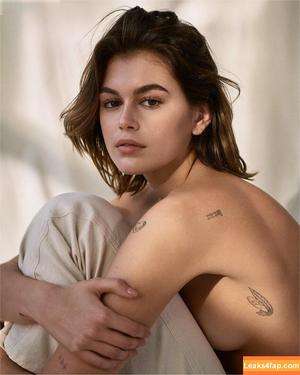 Kaia Gerber photo #0396