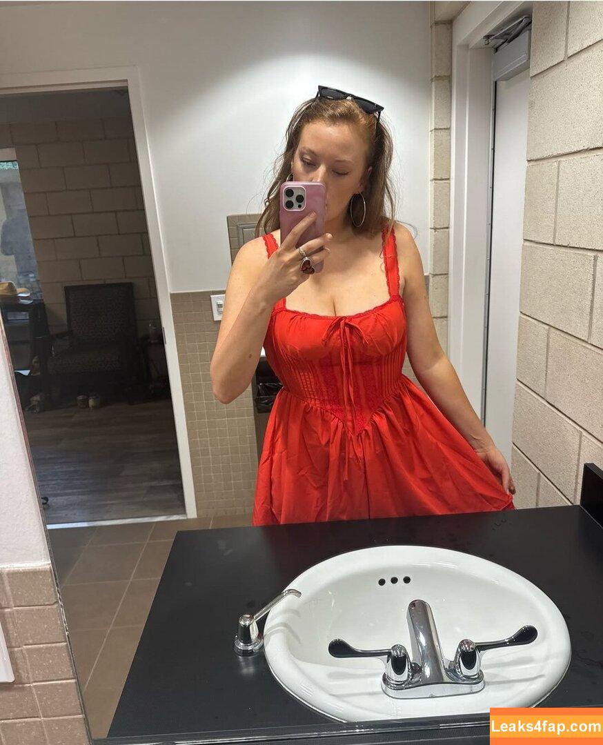 Kaitlin Butts / kaitlinbutts leaked photo photo #0010