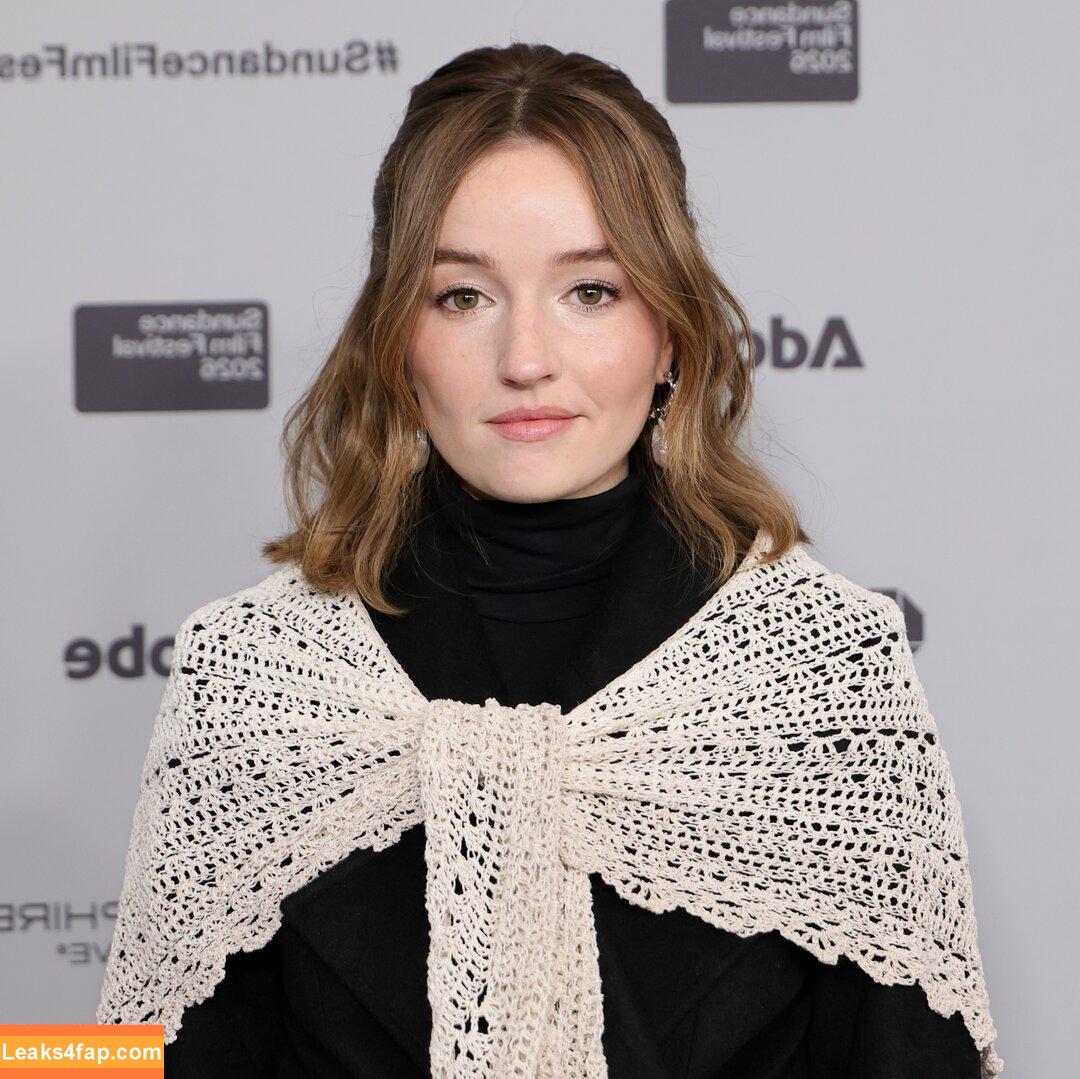 Kaitlyn Dever / KaitlynDever leaked photo photo #0450