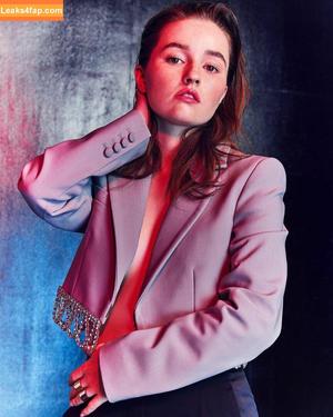 Kaitlyn Dever photo #0248