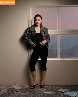 Kaitlyn Dever фото #0420