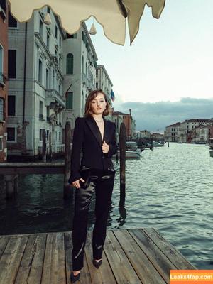 Kaitlyn Dever фото #0431