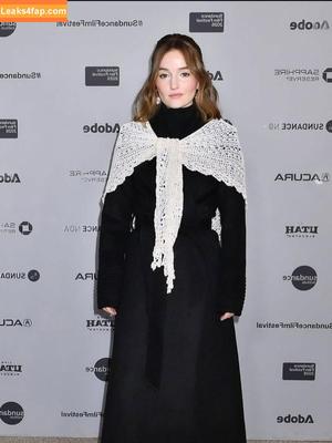 Kaitlyn Dever photo #0454