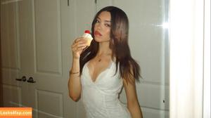 Kaitlynn Rhenea Asmr photo #0042