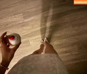 Kaitlynn Rhenea Asmr photo #0045