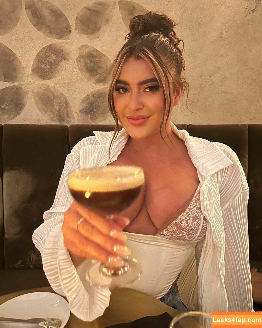 Kalani Hilliker / kalanihilliker leaked photo photo #0025