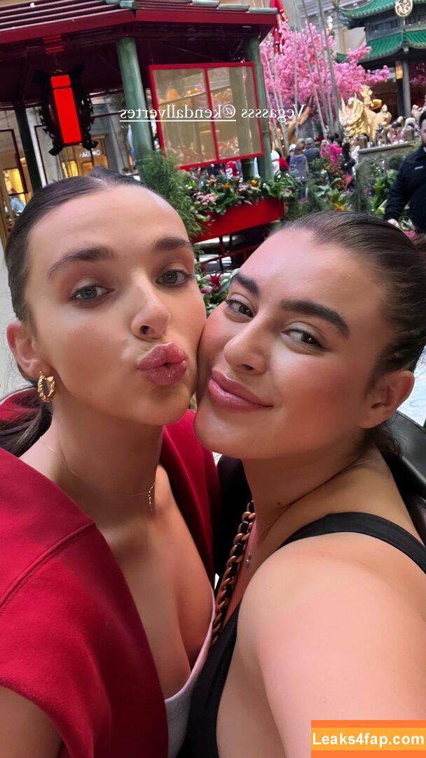 Kalani Hilliker / kalanihilliker слитое фото фото #0349