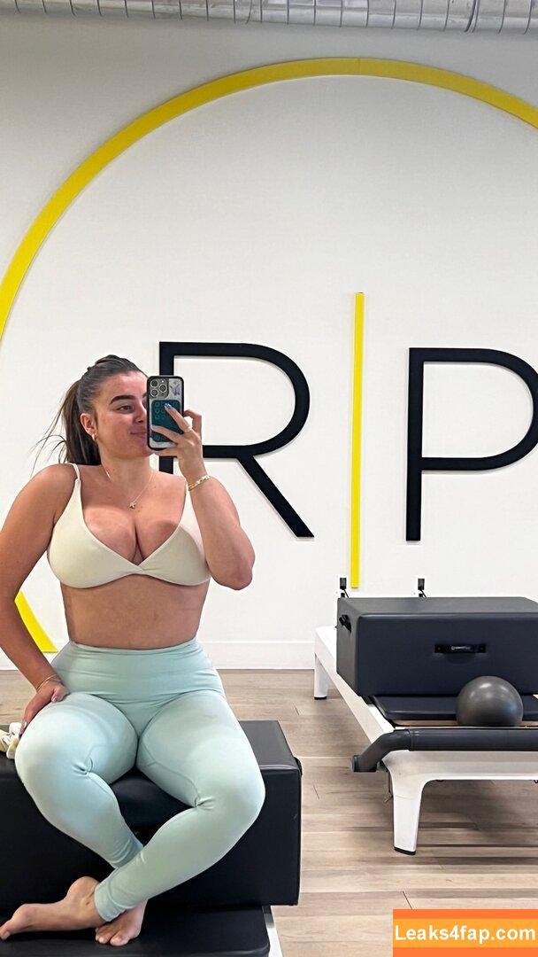 Kalani Hilliker / kalanihilliker leaked photo photo #0396