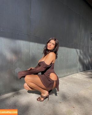 Kalani Hilliker photo #0002