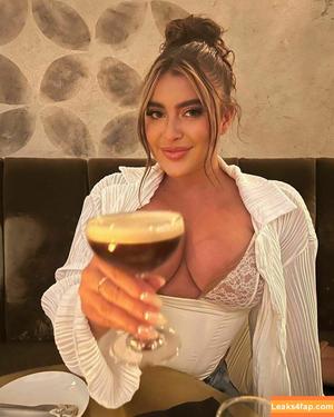 Kalani Hilliker photo #0025