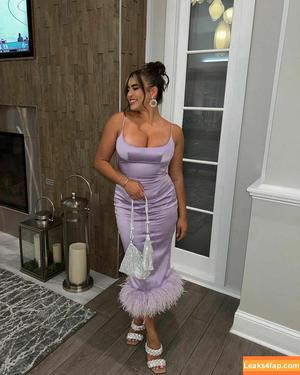 Kalani Hilliker photo #0026