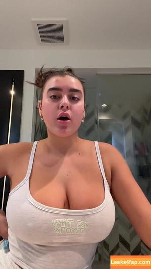 Kalani Hilliker photo #0053