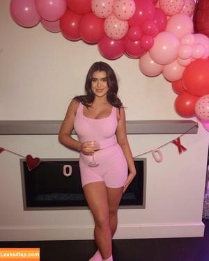 Kalani Hilliker photo #0055