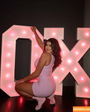 Kalani Hilliker photo #0056