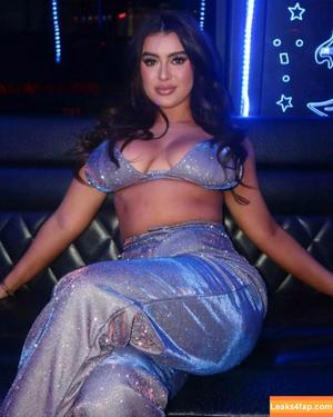 Kalani Hilliker photo #0086