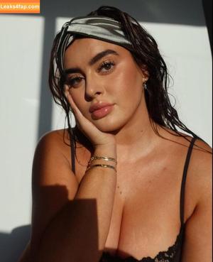 Kalani Hilliker photo #0094