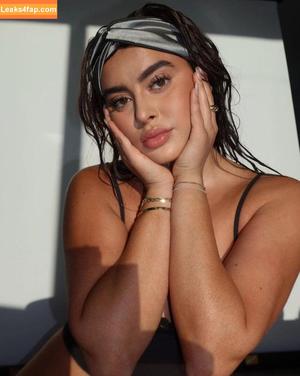 Kalani Hilliker photo #0095