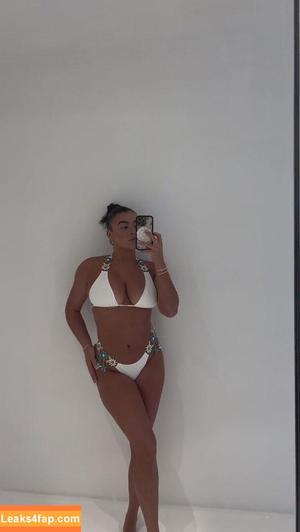 Kalani Hilliker photo #0157