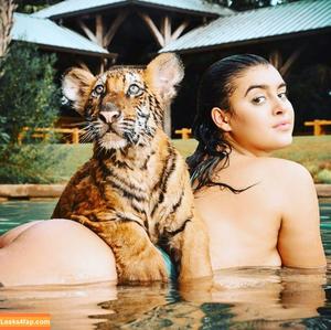 Kalani Hilliker photo #0171