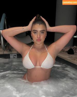 Kalani Hilliker photo #0176