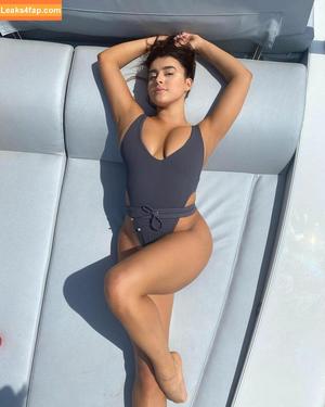 Kalani Hilliker photo #0188