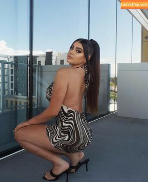 Kalani Hilliker photo #0201