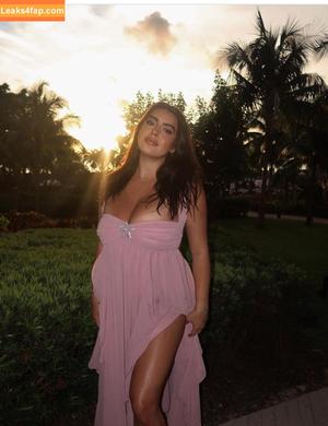 Kalani Hilliker photo #0232