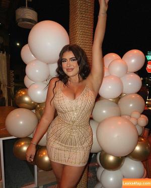Kalani Hilliker photo #0261