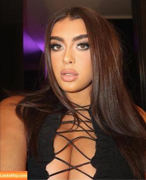 Kalani Hilliker photo #0273